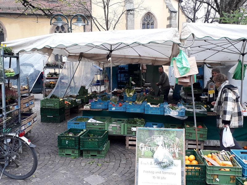 20171118_131538.jpg - Hmmm, wieso ist der Wochenmarkt nicht in der Marktstraße?!? Egal, jedenfalls ist es ein sehr schöne Markt!