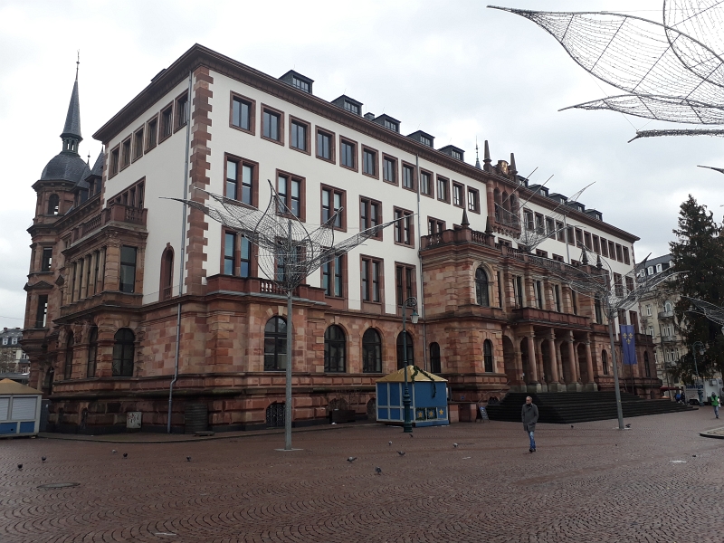 20171230_150205.jpg - Das Rathaus.