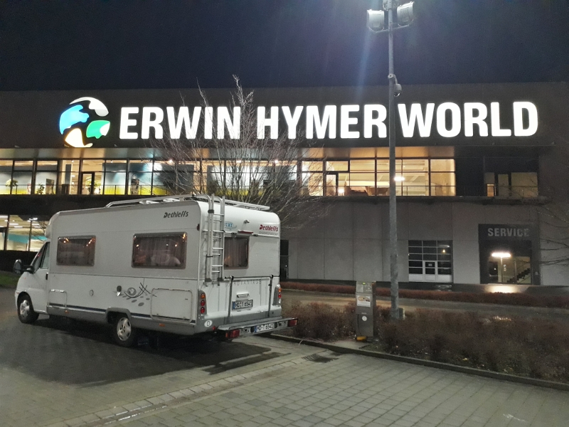 20180126_175356.jpg - ...nach Wertheim zur Erwin Hymer World, die wir morgen sowieso besuchen wollen! ;-)