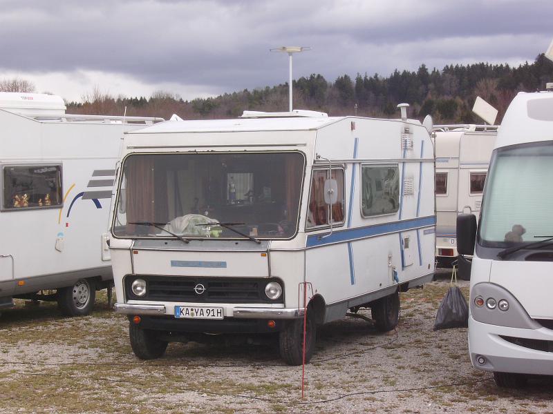 IMGP0045.JPG - Ein alter Hymer Bedford