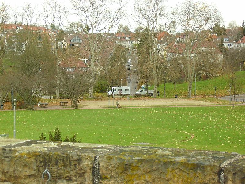 IMGP0009.JPG - Blick von der Burg auf's Dixi.