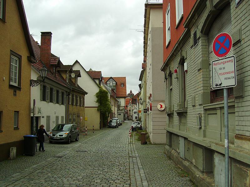 IMGP0059.JPG - Ganz im Hintergrund kann man den Dicken Turm erkennen... Ohje, dort muss ich wieder hinauf!