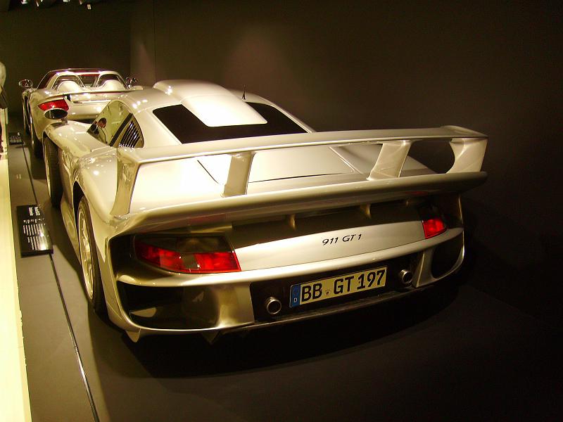 IMGP0172.JPG - Der 911 GT1