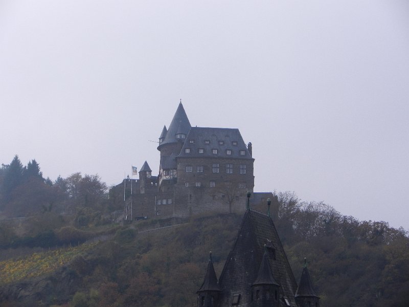 DSCN4085.JPG - Die Burg Stahleck.