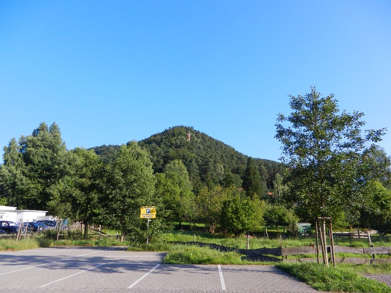 DSCN1531.JPG - Wir wollen zum Paddelweiher laufen... Zu Fuß sind es ca. 1,5km vom Schuhmuseum. Ob ich das schaffe?!?