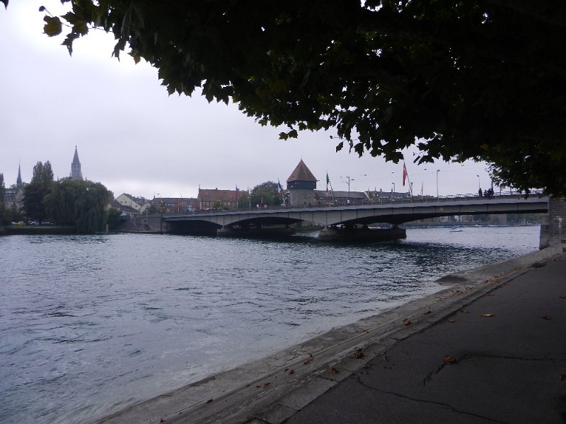 DSCN2395.JPG - Die Brücke über den Rhein...