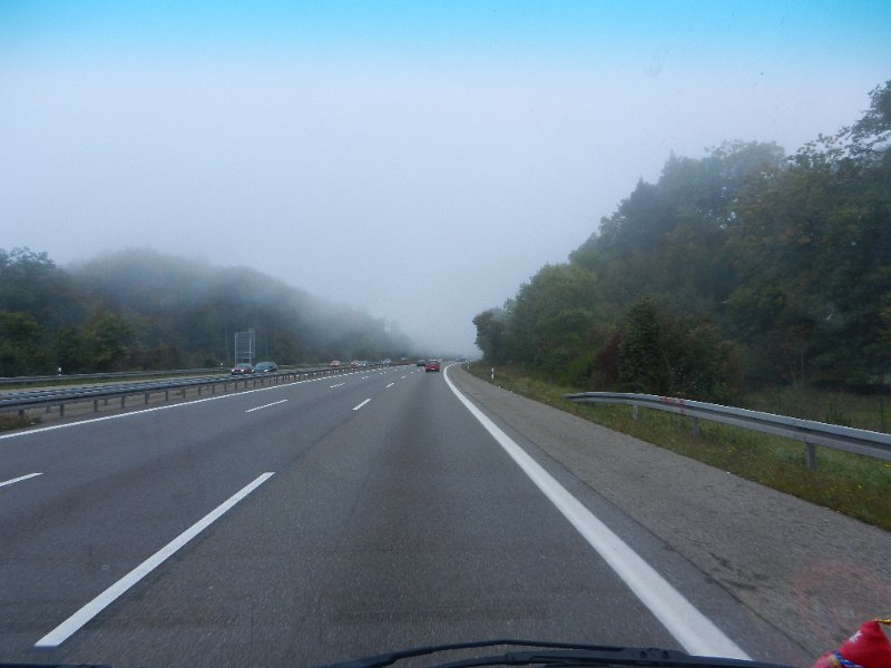 DSCN2436.JPG - Hin und wieder lässt der Nebel nach...