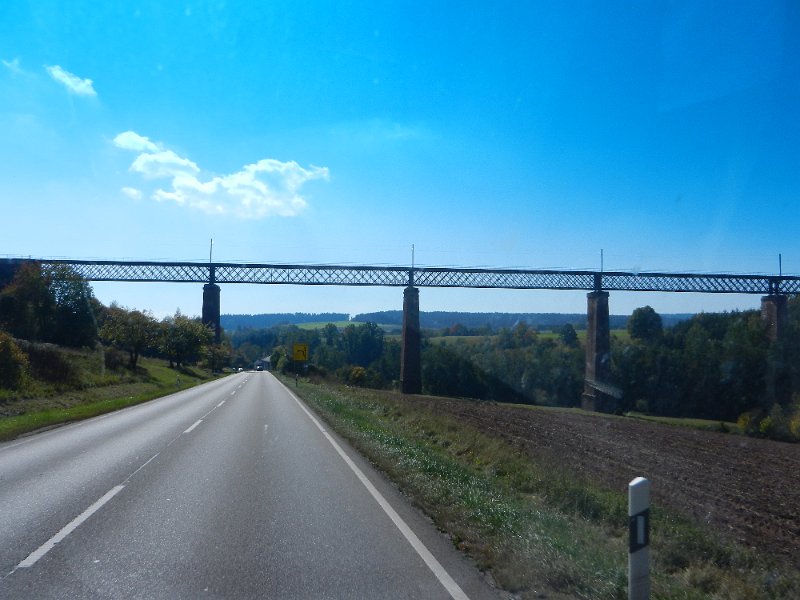 DSCN2472.JPG - Das Kübelbach-Viadukt bei Aach.