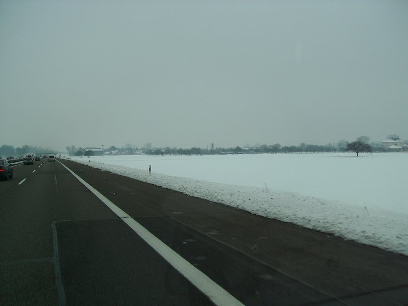 IMGP0003.JPG - Endlich auf dem Highway nach Süden (A5)