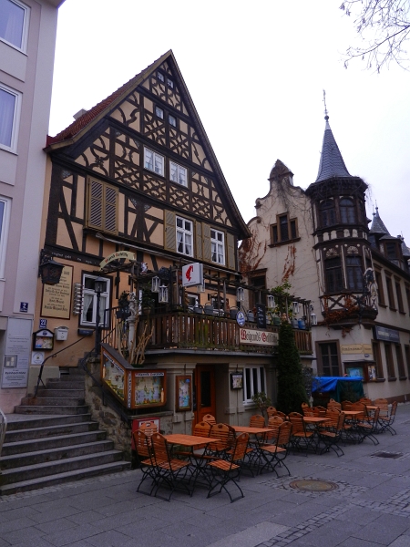 DSCN6232.JPG - Ein Wirtshaus am Marktplatz.