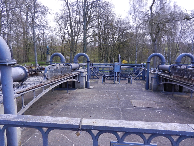 DSCN6302.JPG - Die Solehebepumpe, die das Salierwerk mit Solewasser versorgte.