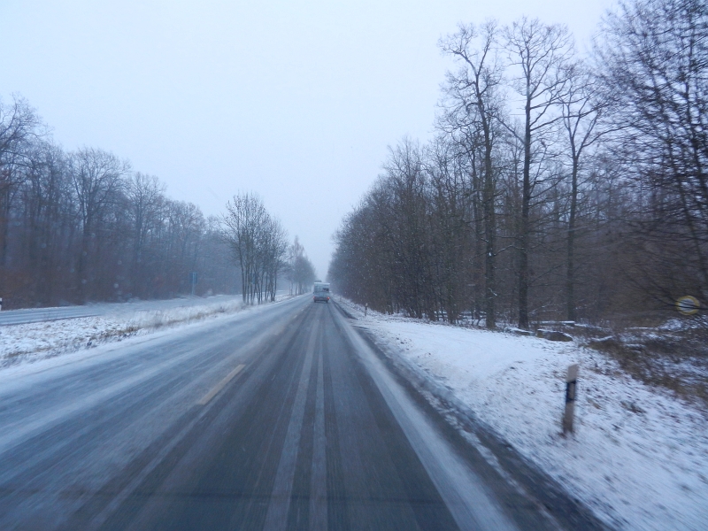 DSCN3685.JPG - Wir verlassen Erfurt und entscheiden uns für die Strecke über Frankfurt bzw. die A4 und A5.