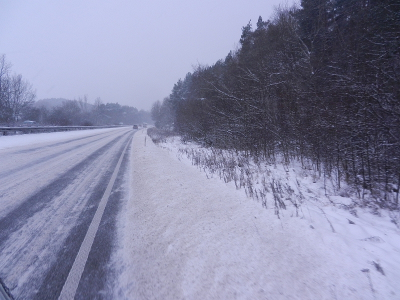 DSCN3755.JPG - Ich habe noch nie so viel Schnee auf der Autobahn erlebt!