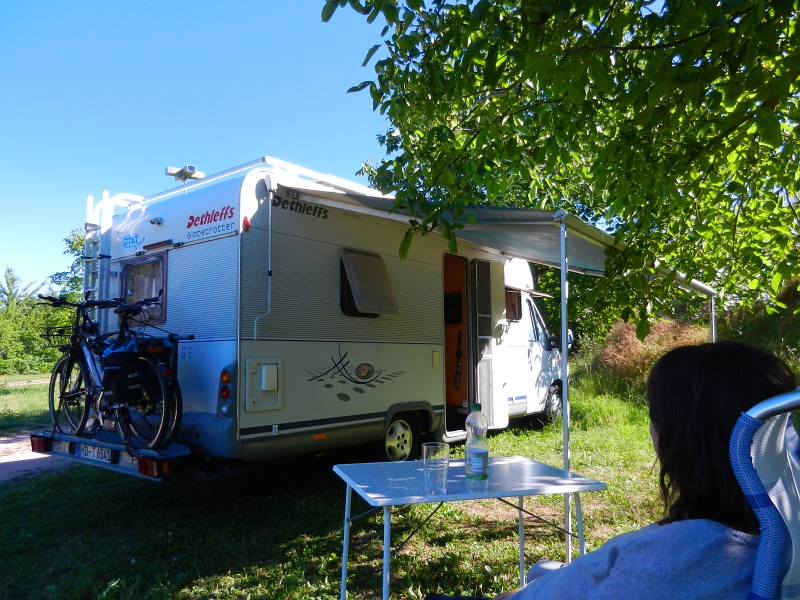 DSCN0813.JPG - Nachdem uns die Plätze in Sprendlingen nicht so gefallen haben, sind wir dann nach Ober-Hilbersheim gefahren (nur ein paar km weiter!) und haben einen echt schönen Platz gefunden.