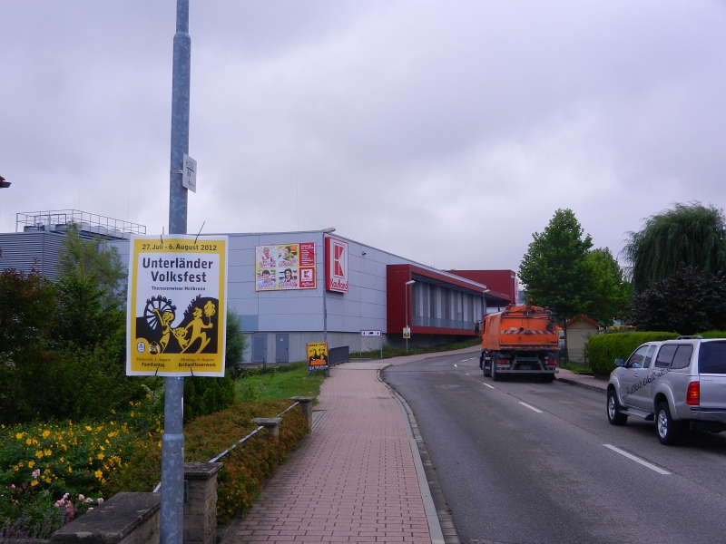 DSCN0487.JPG - Direkt daneben ist ein Kaufland.