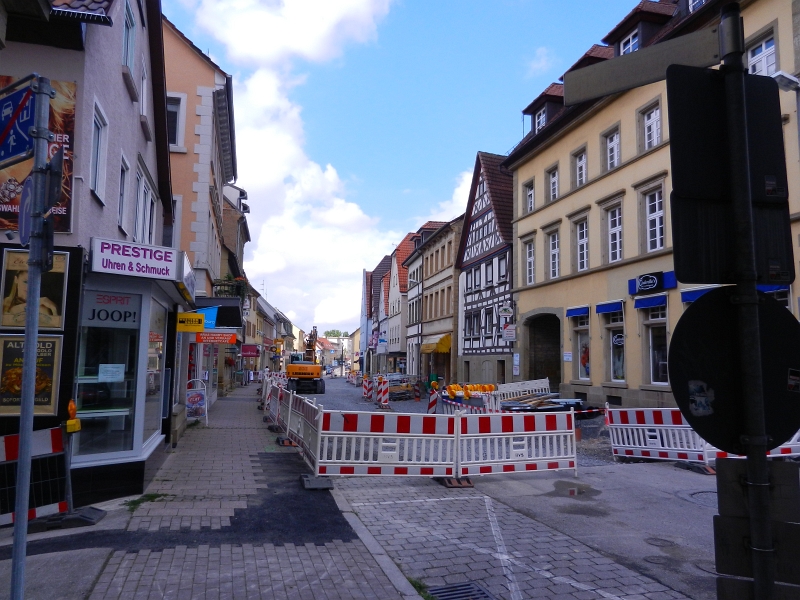 DSCN0508.JPG - Die Brettener Straße wir wohl zur Fussgängerzone umgebaut?!?