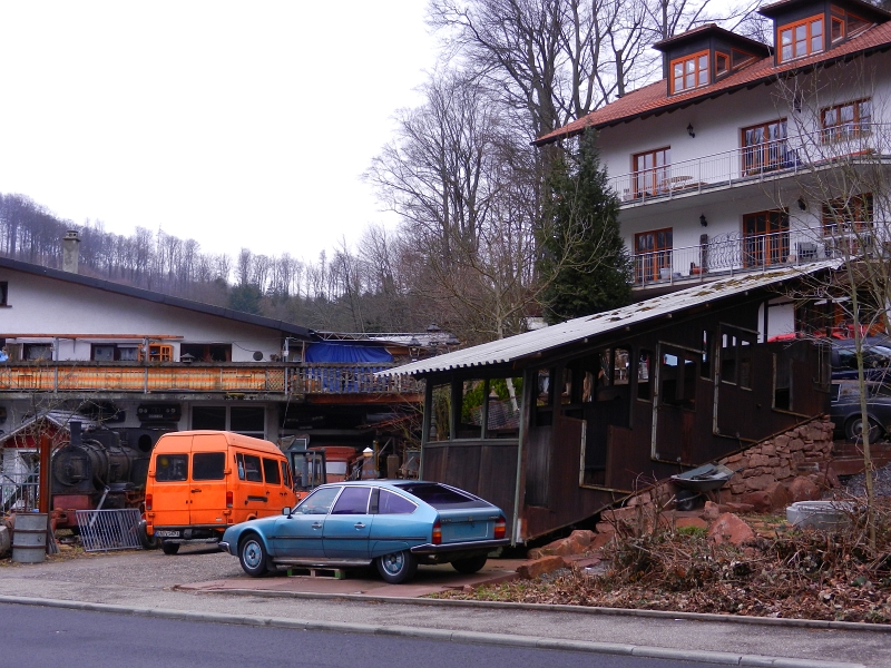 DSCN5274.JPG - Wir sind nun in Marxzell angekommen. Dort befindet sich das private Automuseum der Familie Reichert.Infos ->  http://www.fahrzeugmuseum-marxzell.de