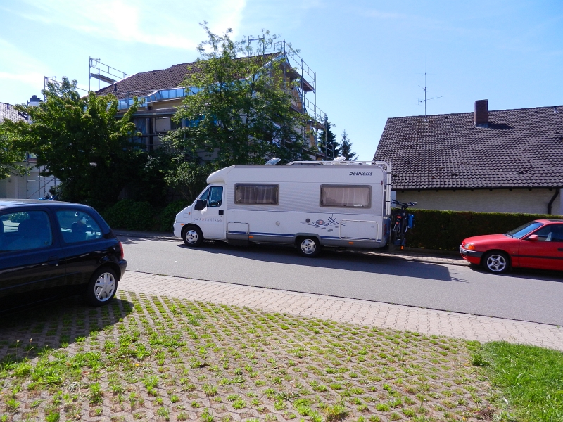 DSCN6919.JPG - Wir wollen den schönen Tag nutzen und eine kleine Radtour machen. Da wir hier fast alle Wege kennen schnappen wir das Dixi und fahren in die Pfalz.Wir wollen nach Flemlingen (zwischen Landau und Edenkoben).