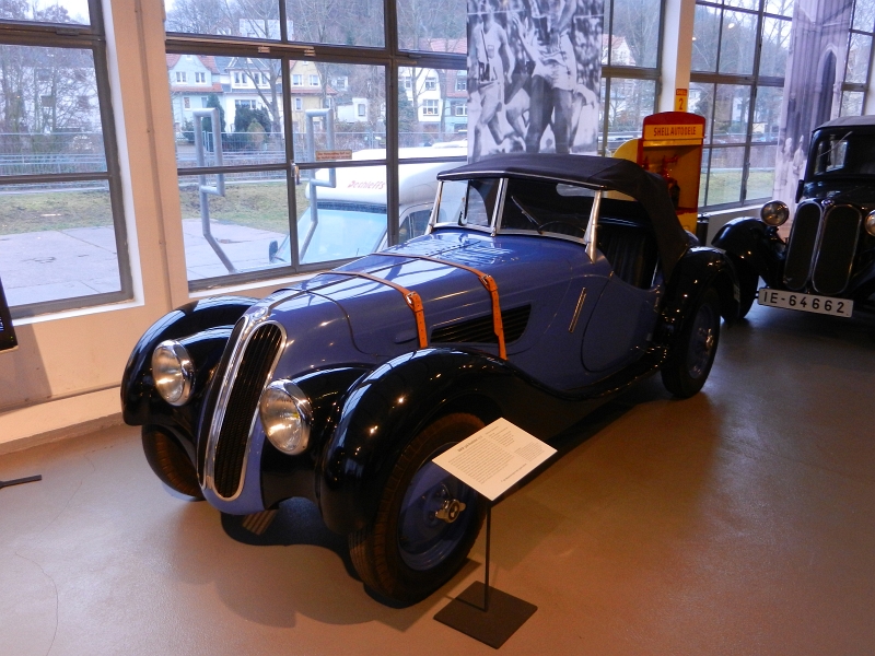 DSCN4598.JPG - Ein BMW 328.