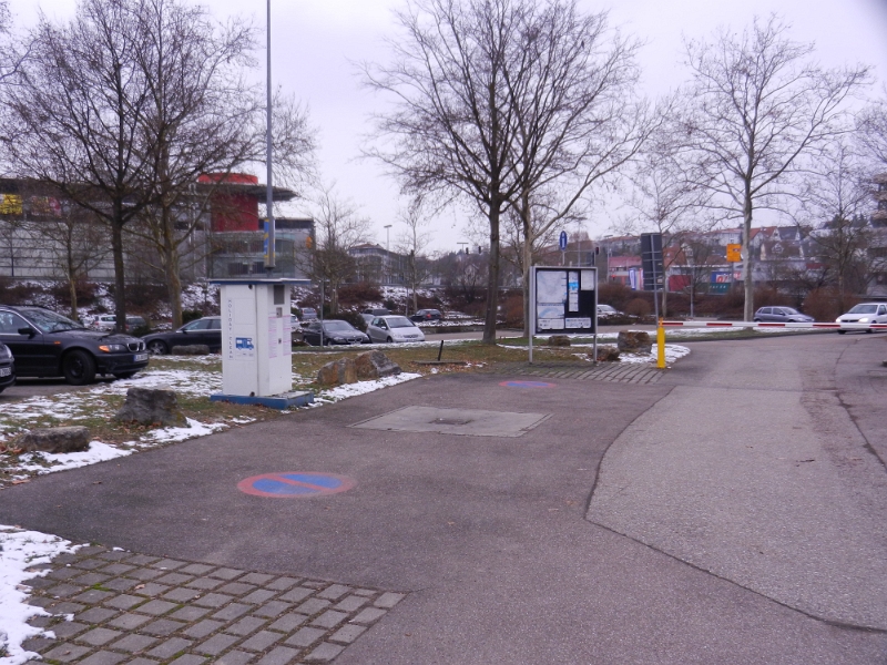 DSCN7478.JPG - Der Platz verfügt über Strom und V/E... Kosten €5 pro Nacht.