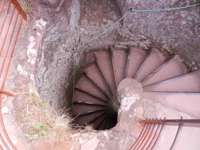 DSCN1405.JPG - So klettern wir unzählige Treppen rauf und wieder runter.