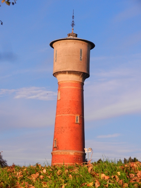 DSCN3675.JPG - Der Wasserturm.