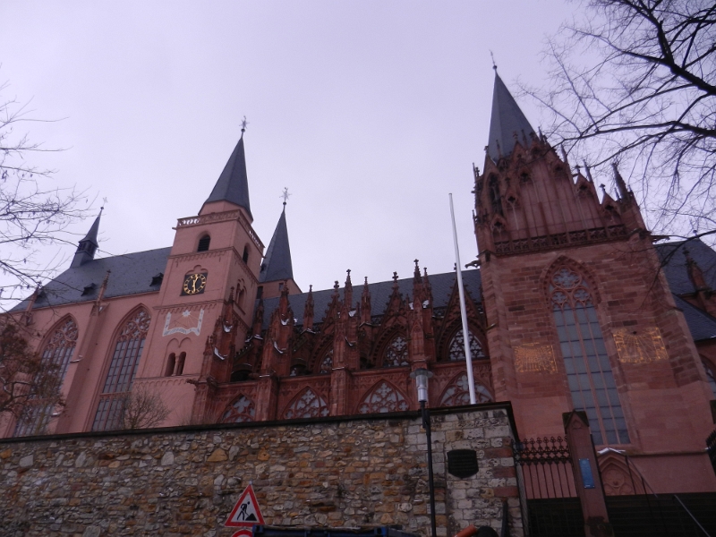 DSCN7683.JPG - Wir entdecken die Katharinenkirche, sie gilt als eine der bedeutendsten gotischen Kathedralen in Deutschland.