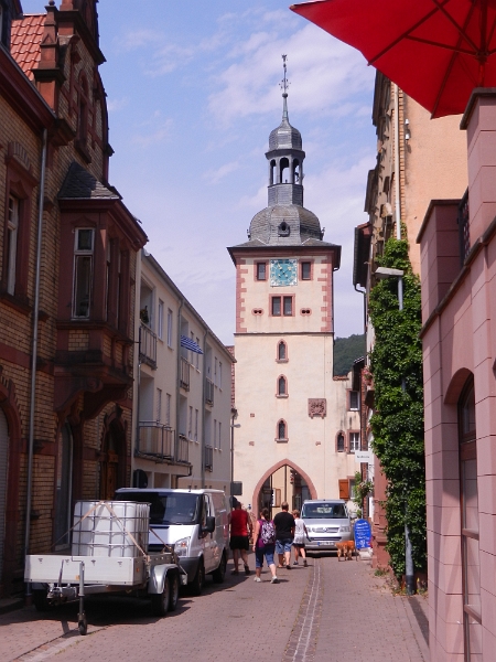 DSCN1049.JPG - Der Brunntorturm.