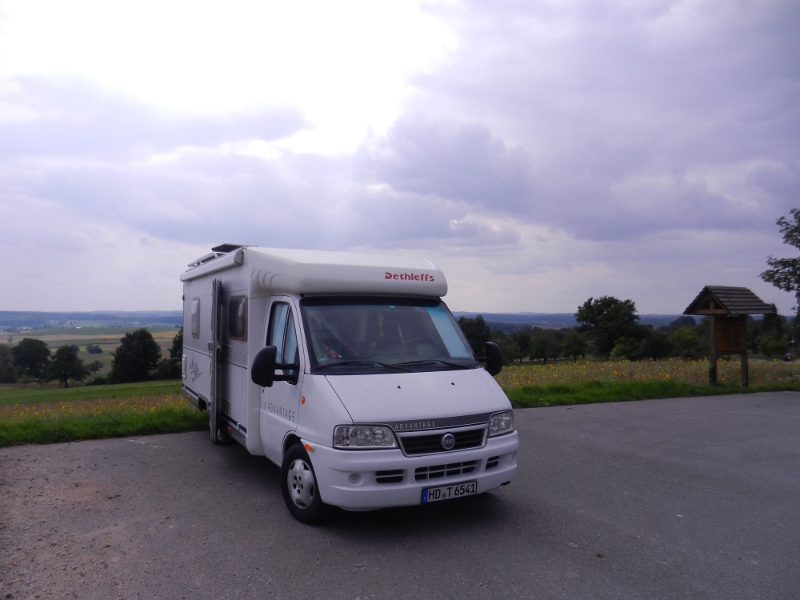 DSCN1471.JPG - Wir finden ein paar Orte weiter einen sehr schönen Stellplatz am Ortsrand von Neunkirchen.