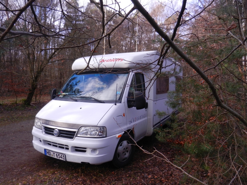 DSCN4309.JPG - Auf einem Wanderparkplatz machen wir halt.