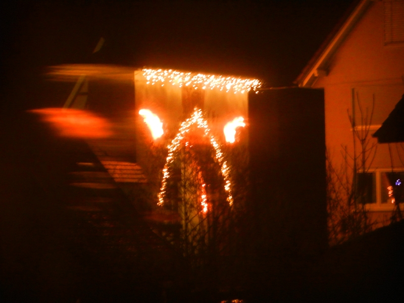 DSCN4362.JPG - Die erste Nacht verbringen wir auf einem Stellplatz in Oppenau. Hier im Bild das Stadttor vom Ort, leider unscharf.