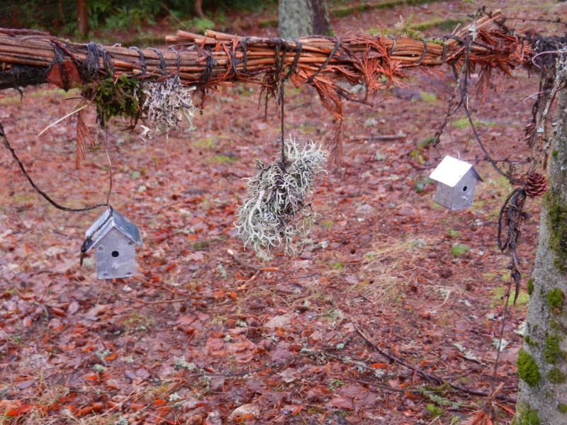 DSCN4461.JPG - Wir kommen an einem Waldkindergarten vorbei.