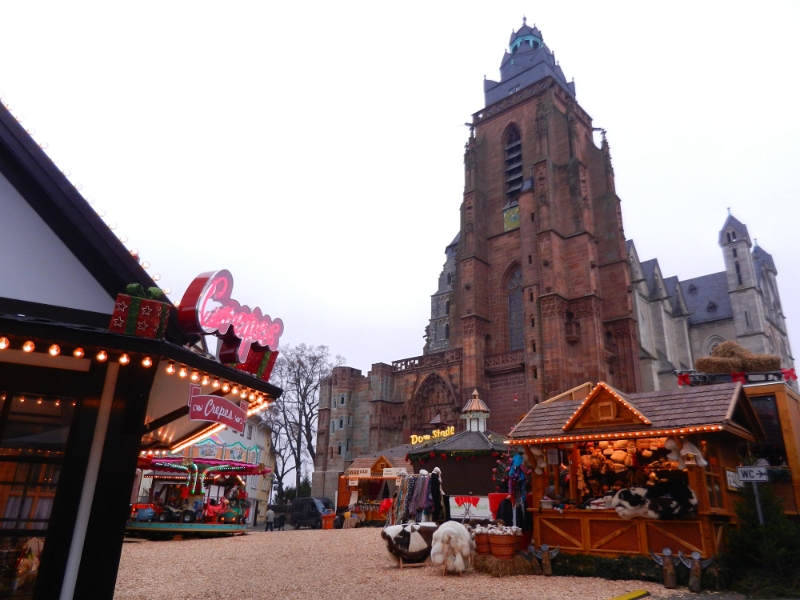 DSCN1797.JPG - Wir kommen zum Dom und dem dortigen Weihnachtsmarkt.