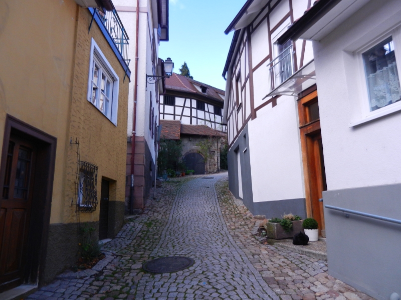 DSCN1440.JPG - Wir durchlaufen die Turmgasse...