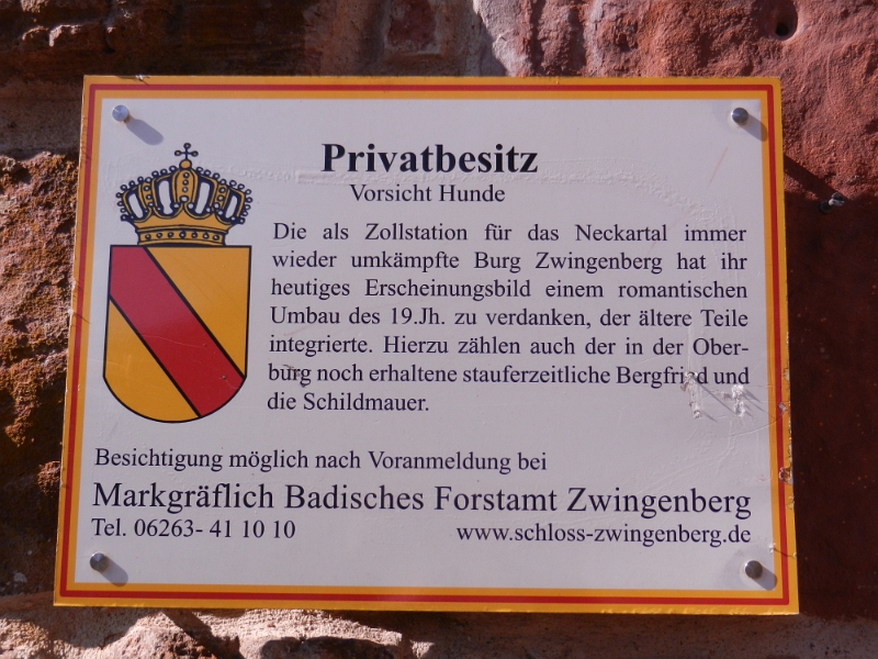 DSCN5712.JPG - Leider kommen wir nicht in die Burg!