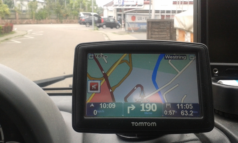 20140712_100911.jpg - Wir haben ca. 1 Stunde fahrt vor uns.