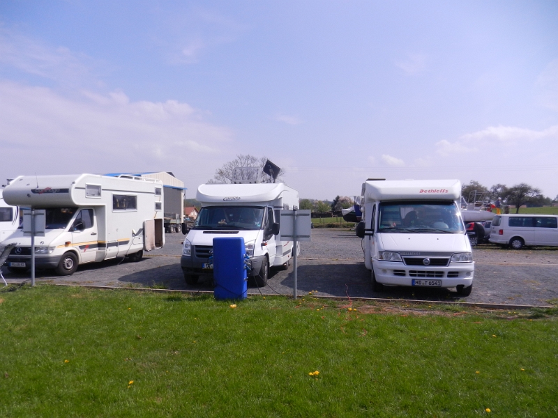 DSCN6522.JPG - Wir fahren direkt zu unserem nächsten Stellplatz. Wir haben uns für Niderviller entschieden, dort gibt es einen Reisemobilstellplatz direkt am Rhein-Marne-Kanal.