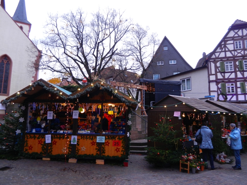 DSCN2090.JPG - Ein wirklich schöner kleiner Weihnachtsmarkt.