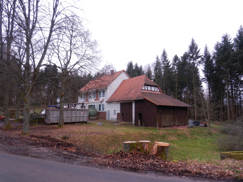 DSCN4959.JPG - Nach einem kräftigen Berganstieg sind wir an der PWV-Hütte Schwarzsohl angekommen. Die Hütte wird momentan renoviert und eröffnet wieder am 8.3.14.