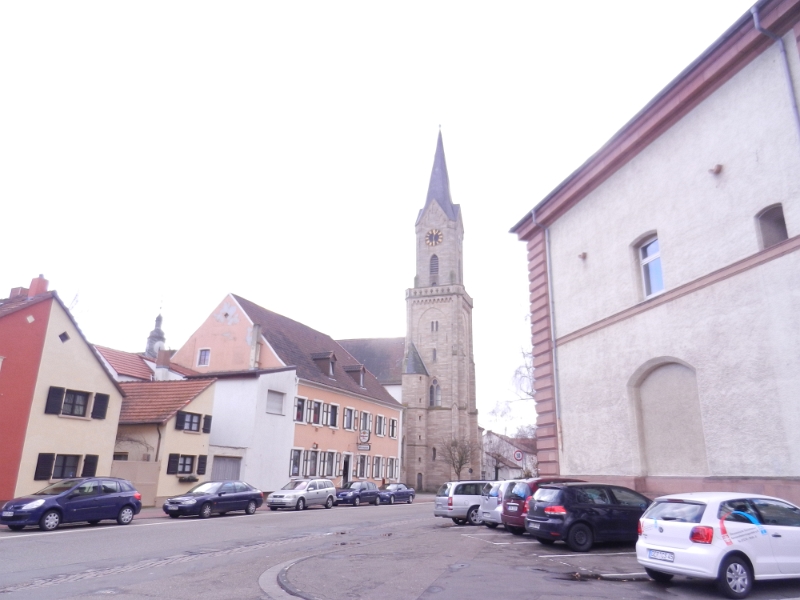 DSCN4681.JPG - Jetzt erkunden wir noch ein wenig die Altstadt.