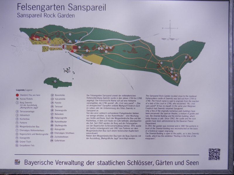 DSCN5201.JPG - Wir studieren den Übersichtsplan.