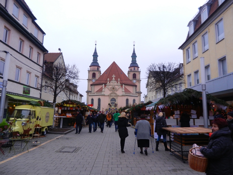 DSCN1701.JPG - ...schnell also noch einen Glühwein trinken :-)