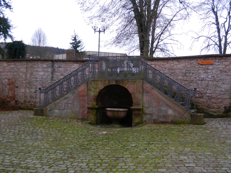 DSCN2411.JPG - Die Barocktreppe zum Lustgarten.