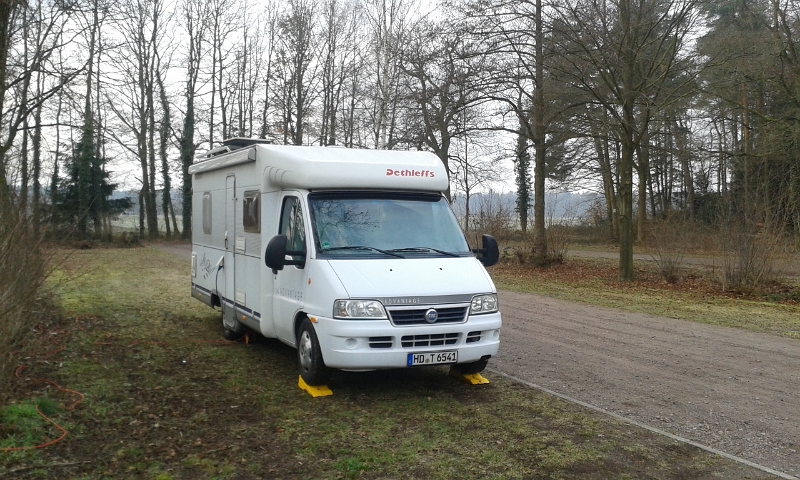 20150214_100028.jpg - Der Stellplatz in Schaidt ist kostenlos...