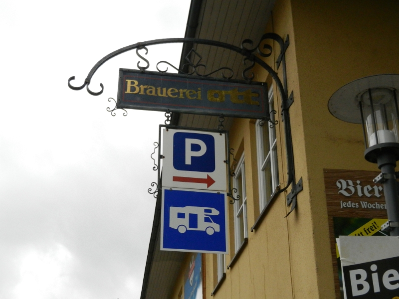 DSCN5172.JPG - Direkt bei einer Brauerei gibt es einen Stellplatz.