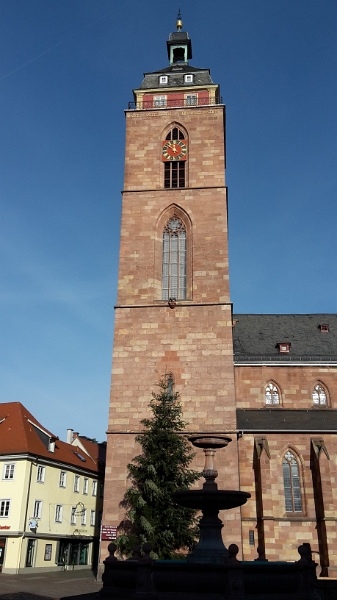 20151227_115239.jpg - Am Marktplatz angekommen.