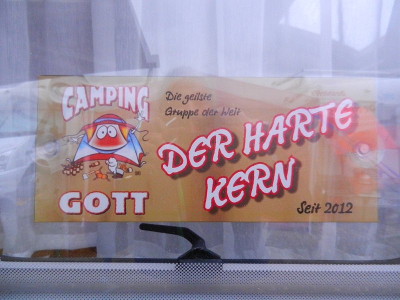 DSCN4039.JPG - Tja, das waren noch Zeiten, als wir "nur" der harte Kern waren! ;-)