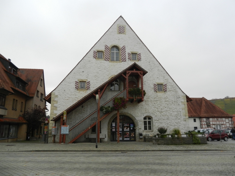 DSCN6446.JPG - Die Stadthalle "Alter Kelter".