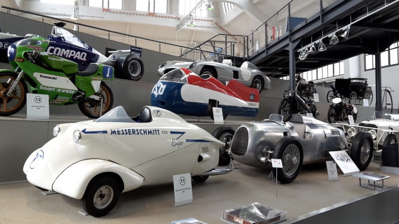 20160303_114145.jpg - Die Rennsportabteilung.