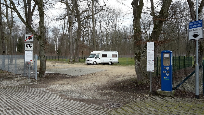 20160306_132544.jpg - Da uns der Platz in Augsburg nicht gefallen hat sind wir spontan weiter nach Günzburg gefahren.